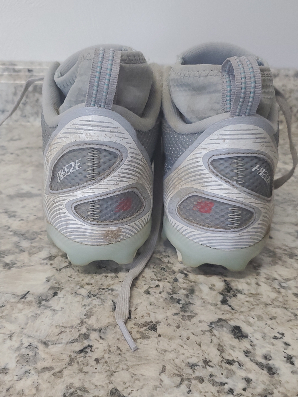 NEW BALANCE Freeze Men's Lacrosse Cleats Size 9 - Picture 3 of 8